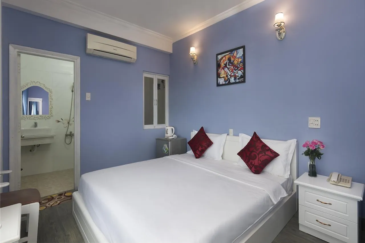 **  Montana Hotel Vietnam
